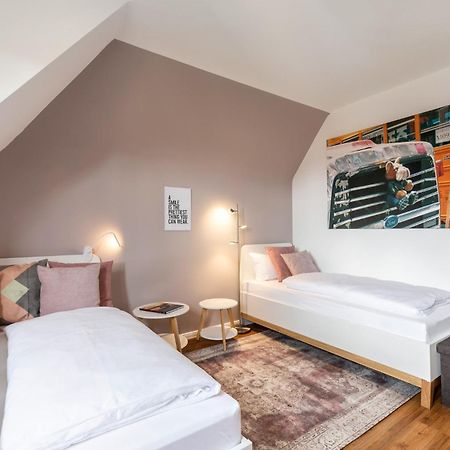 Primera Zimmer Mit Gemeinschaftsbad ジンゲン エクステリア 写真